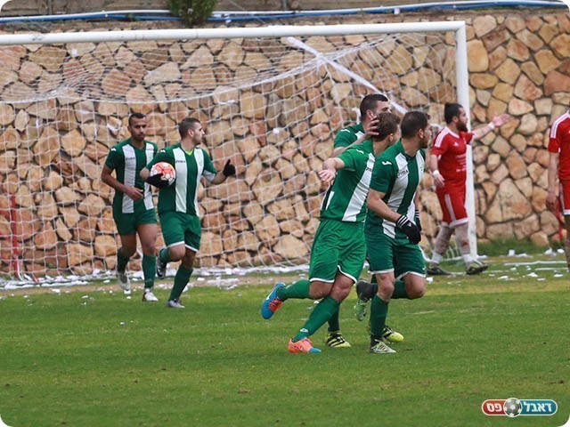 דלייה חזרה למשחק תוך דקה (עדי מלול)